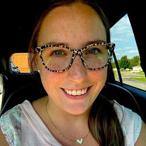 Meet your Posher, Jessica